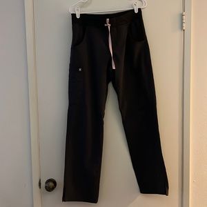 Figs kade cargo scrub pants in charcoal gray size s